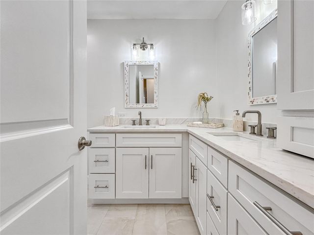 5853 LEELAND STREET S, St Petersburg, FL 33715