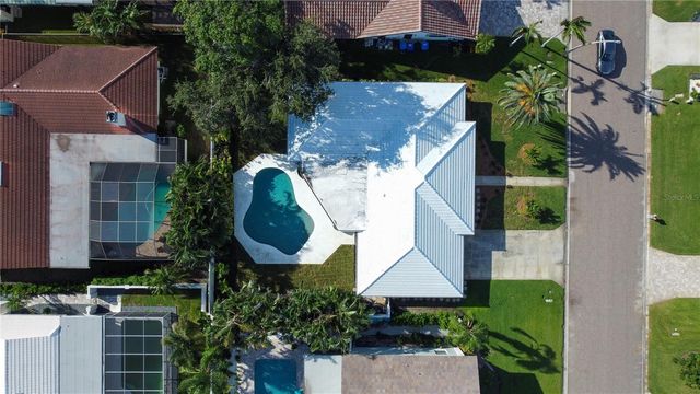 5853 LEELAND STREET S, St Petersburg, FL 33715