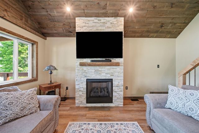 652 Swains Lake Drive, Concord, MI 49237