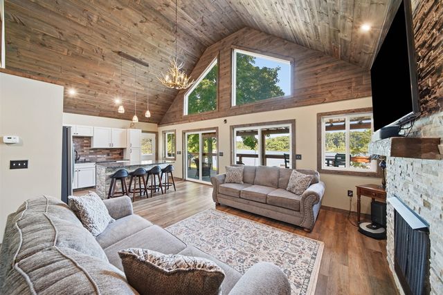 652 Swains Lake Drive, Concord, MI 49237
