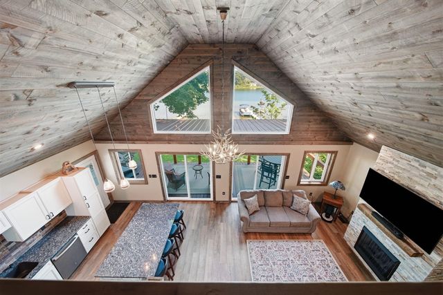 652 Swains Lake Drive, Concord, MI 49237