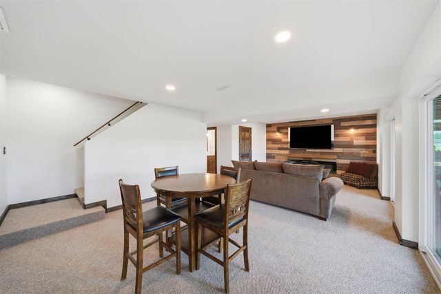 652 Swains Lake Drive, Concord, MI 49237