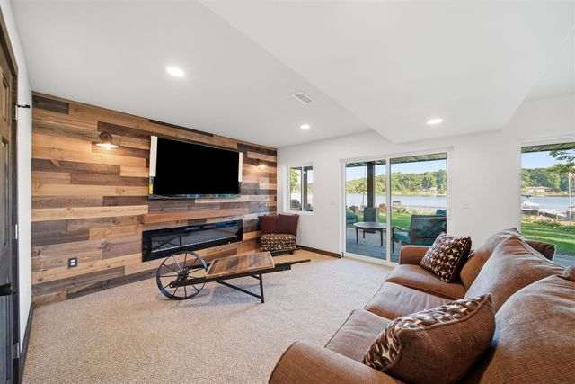 652 Swains Lake Drive, Concord, MI 49237