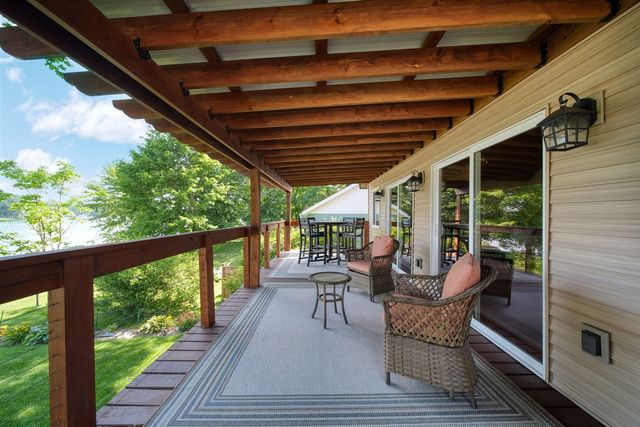 652 Swains Lake Drive, Concord, MI 49237