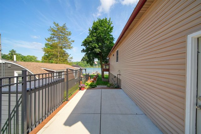 652 Swains Lake Drive, Concord, MI 49237