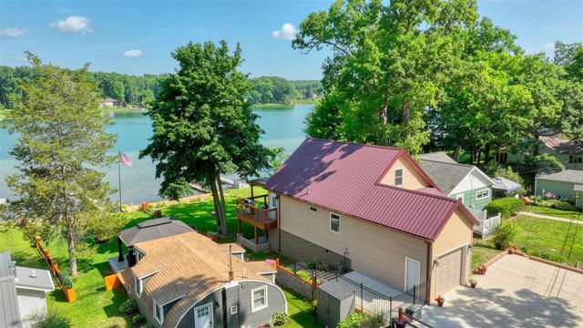 652 Swains Lake Drive, Concord, MI 49237
