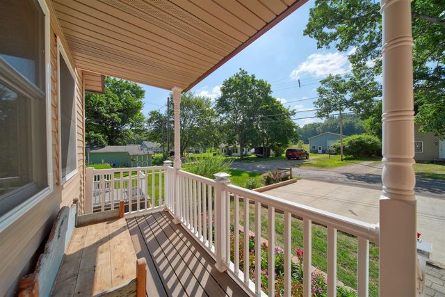 652 Swains Lake Drive, Concord, MI 49237