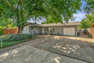 3026 Avenue G, White City, OR 97503
