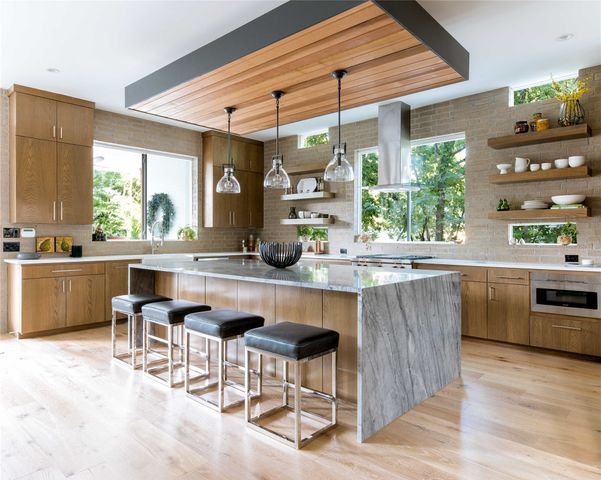 5531 Goodwin Avenue, Dallas, TX 75206