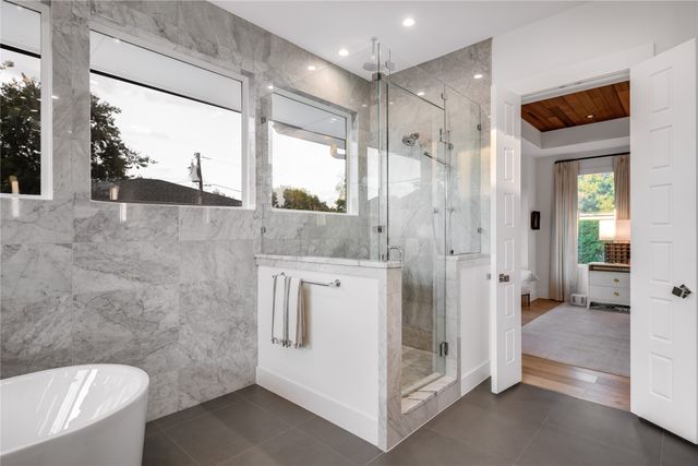 5531 Goodwin Avenue, Dallas, TX 75206