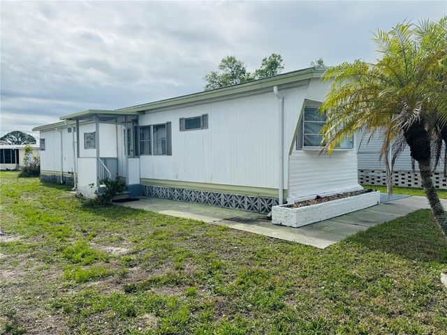 6442 HIKINA DRIVE, North Port, FL 34287