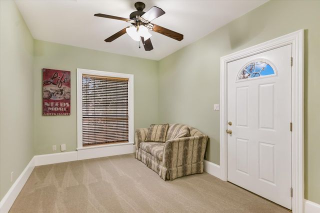 206 N Fm 1660, Hutto, TX 78634