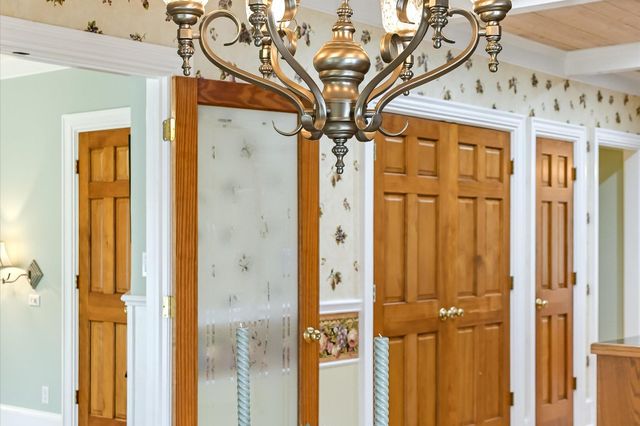 206 N Fm 1660, Hutto, TX 78634