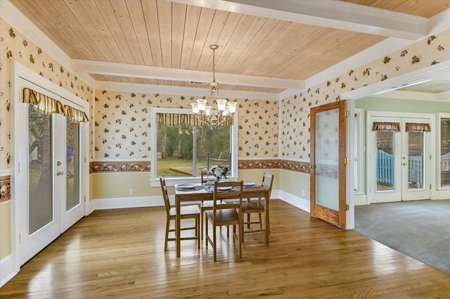 206 N Fm 1660, Hutto, TX 78634