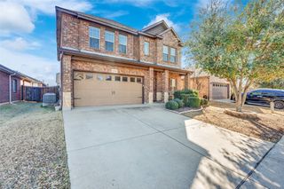 6815 Elderberry Drive, Arlington, TX 76001