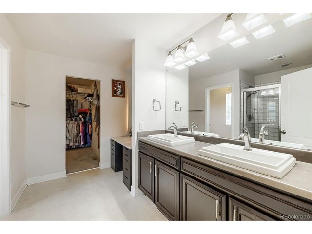 4949 S Valdai Way, Aurora, CO 80015