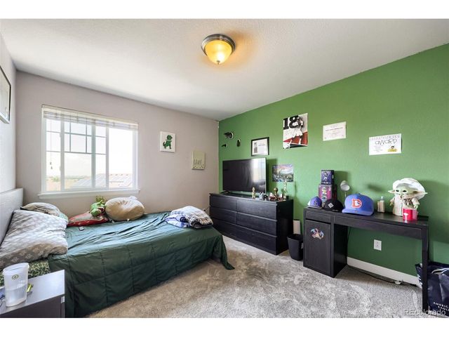 4949 S Valdai Way, Aurora, CO 80015