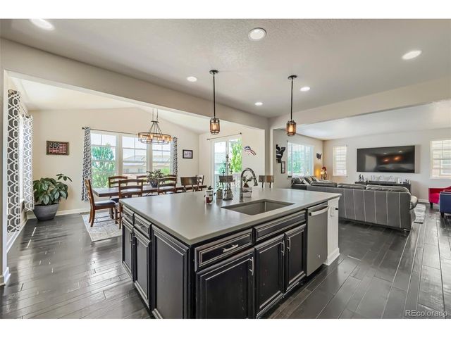 4949 S Valdai Way, Aurora, CO 80015