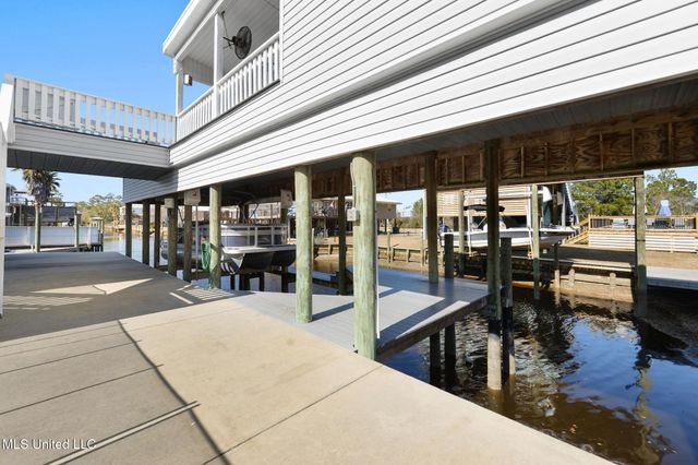 4010 Teal Street, Bay Saint Louis, MS 39520