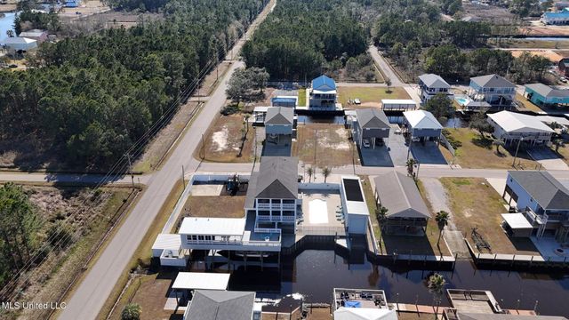 4010 Teal Street, Bay Saint Louis, MS 39520