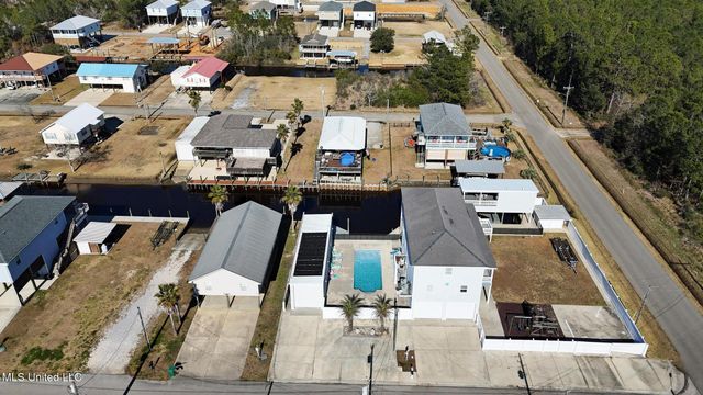 4010 Teal Street, Bay Saint Louis, MS 39520