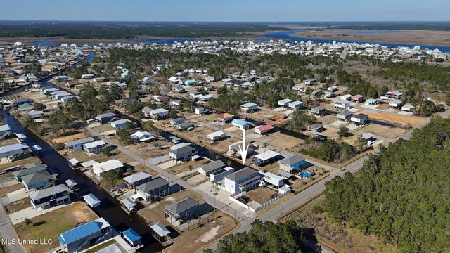 4010 Teal Street, Bay Saint Louis, MS 39520