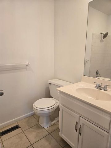7408 N Lane Avenue, Kansas City, MO 64158