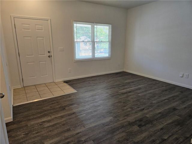 7408 N Lane Avenue, Kansas City, MO 64158