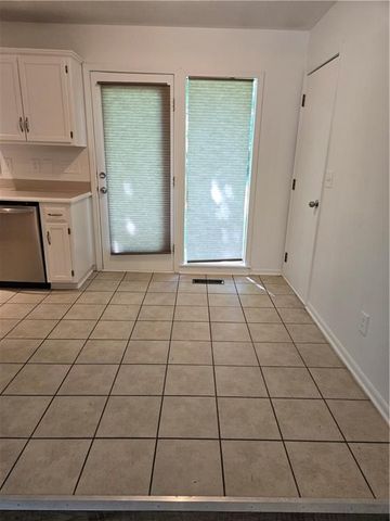 7408 N Lane Avenue, Kansas City, MO 64158
