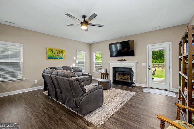 38 Remington Way, Newnan, GA 30263