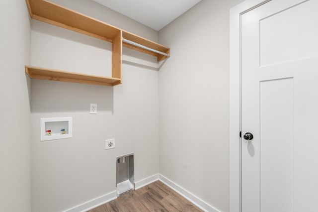 2849 S Cedarcrest Ct, Wichita, KS 67215