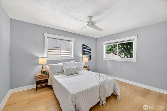 9056 37th Avenue SW, Seattle, WA 98126