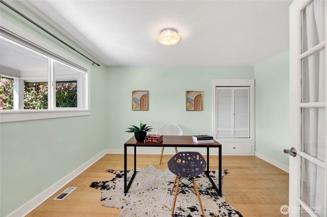 9056 37th Avenue SW, Seattle, WA 98126