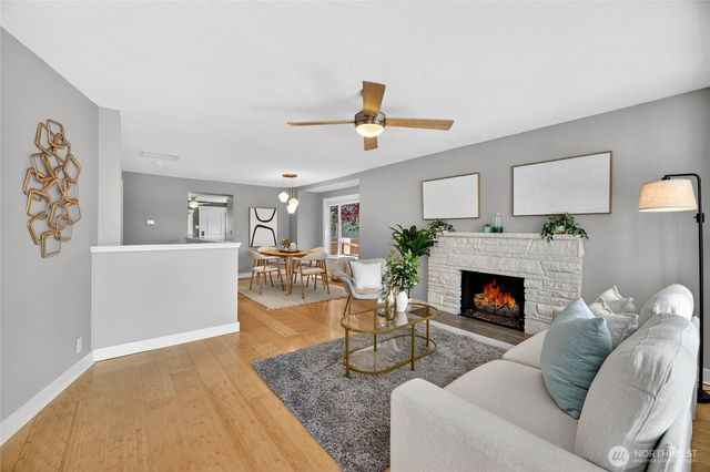 9056 37th Avenue SW, Seattle, WA 98126