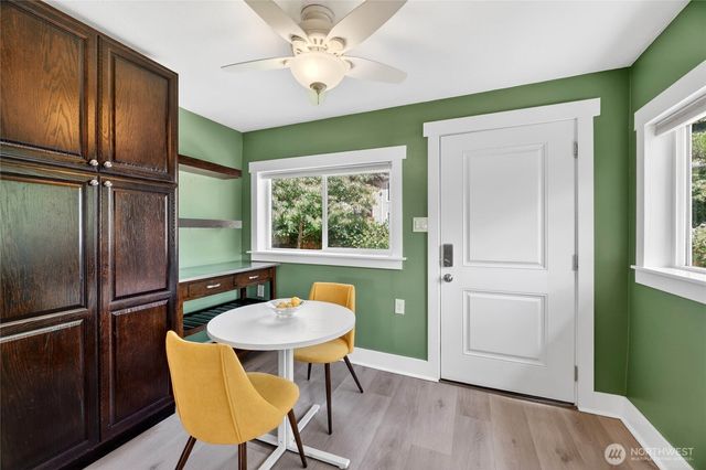 9056 37th Avenue SW, Seattle, WA 98126