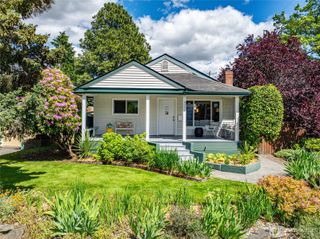 9056 37th Avenue SW, Seattle, WA 98126