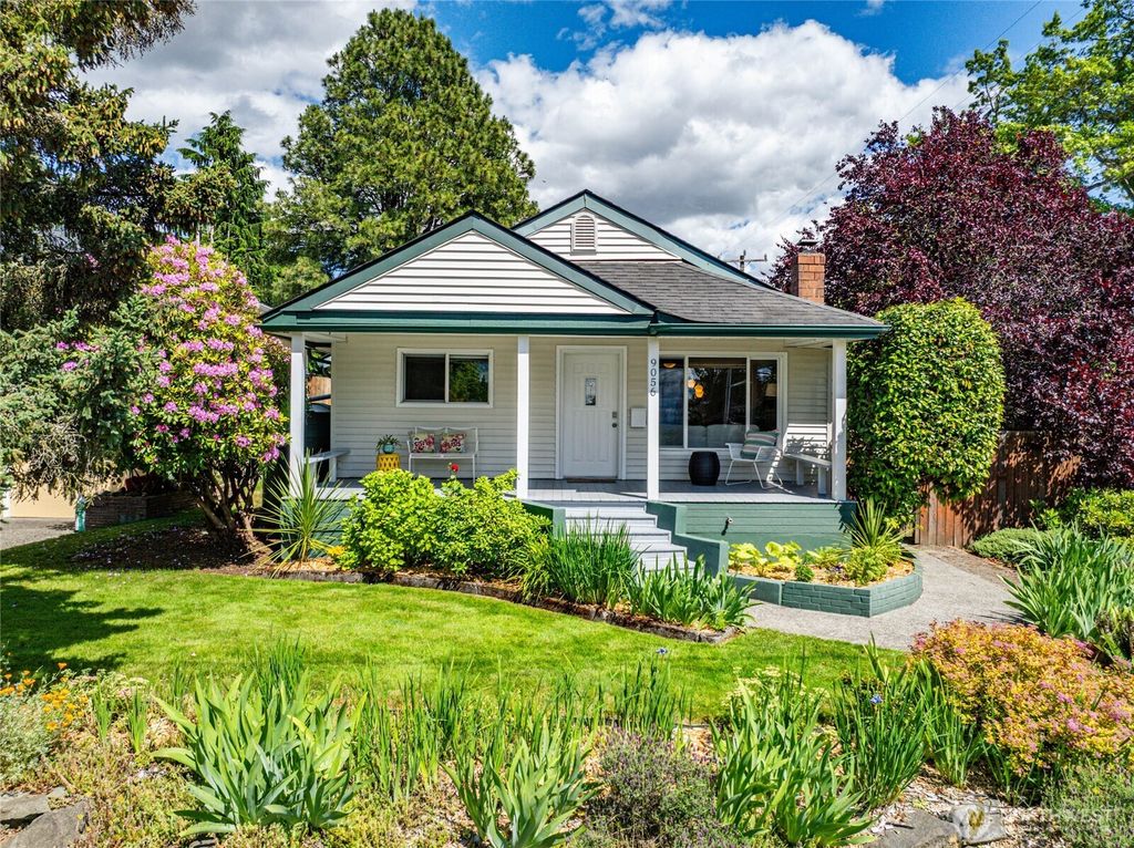 9056 37th Avenue SW, Seattle, WA 98126