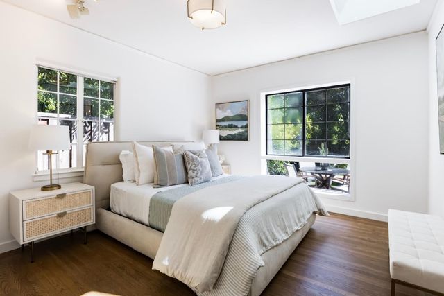 1215 Harriet Street, Palo Alto, CA 94301