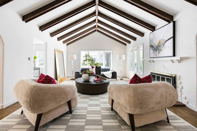 1215 Harriet Street, Palo Alto, CA 94301