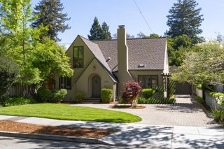 1215 Harriet Street, Palo Alto, CA 94301