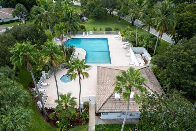 6503 Geminata Oak Court, Palm Beach Gardens, FL 33410