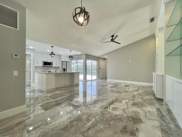 6503 Geminata Oak Court, Palm Beach Gardens, FL 33410