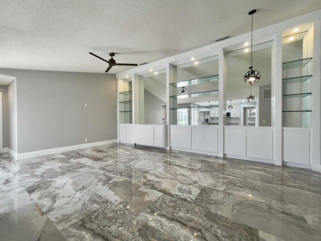6503 Geminata Oak Court, Palm Beach Gardens, FL 33410