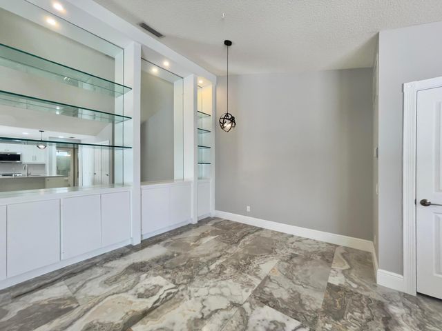 6503 Geminata Oak Court, Palm Beach Gardens, FL 33410