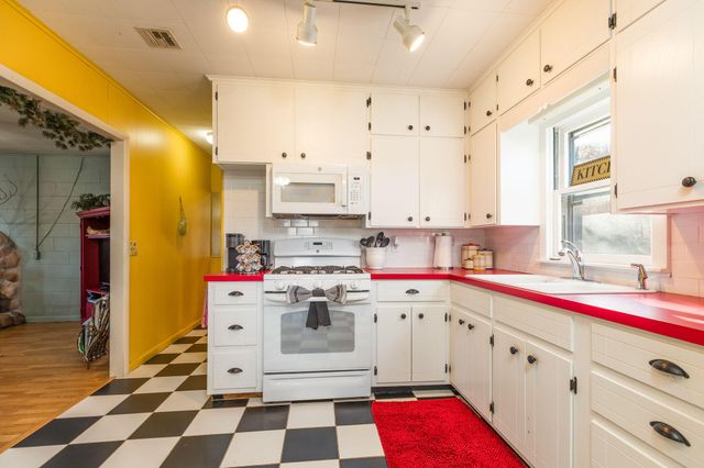 29 Blackwheel Lane, Shell Knob, MO 65747