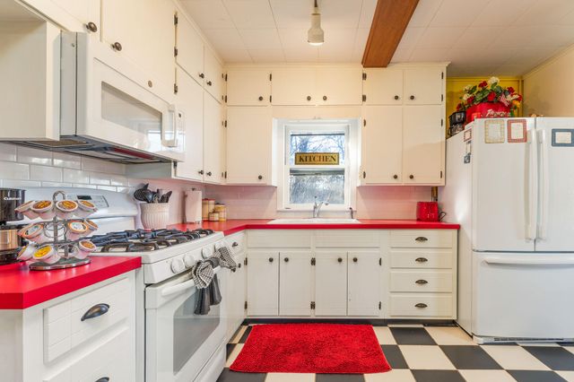 29 Blackwheel Lane, Shell Knob, MO 65747