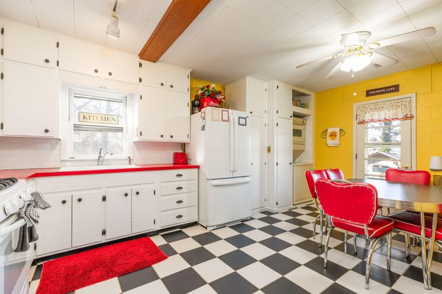 29 Blackwheel Lane, Shell Knob, MO 65747