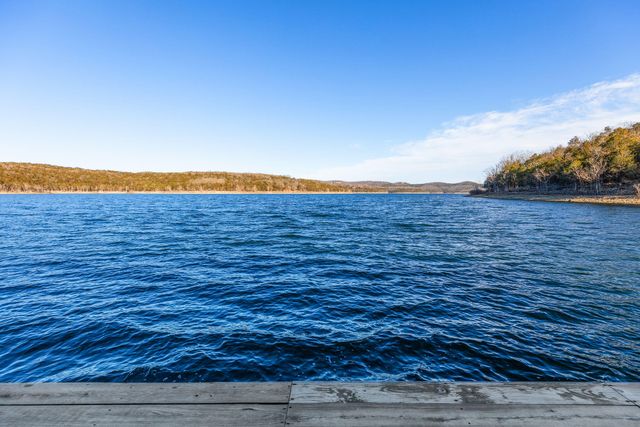 29 Blackwheel Lane, Shell Knob, MO 65747