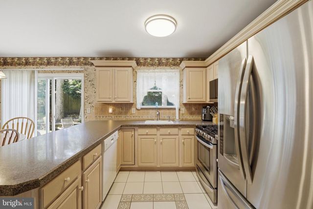 352 CHESTNUT DRIVE, Manahawkin, NJ 08050