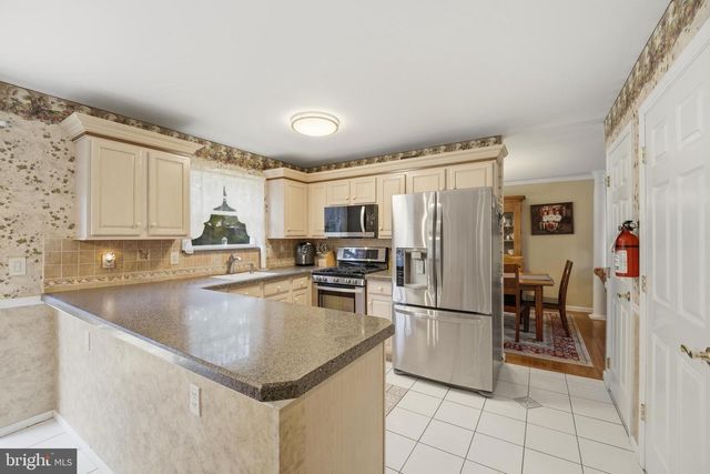 352 CHESTNUT DRIVE, Manahawkin, NJ 08050